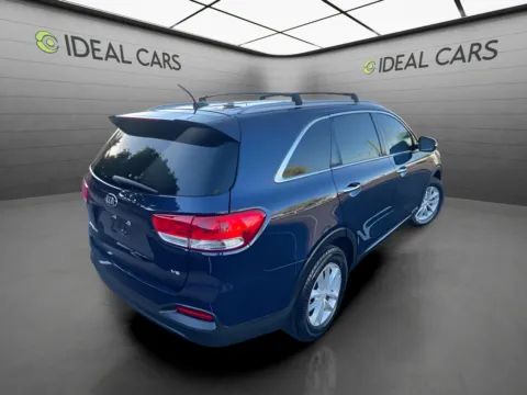 More photos of 2018 Kia Sorento LX V6 at Ideal Cars - at Gilbert Rd, AZ