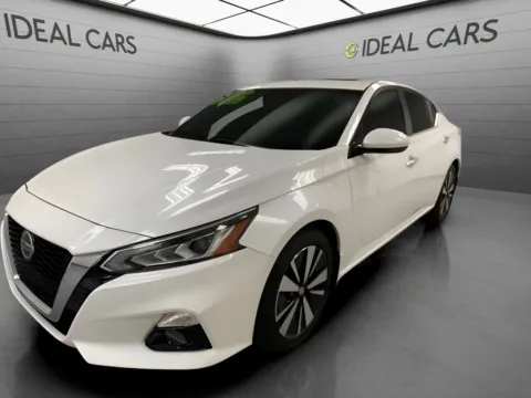 White 2020 Nissan Altima 2.5 SL for sale in Mesa, AZ