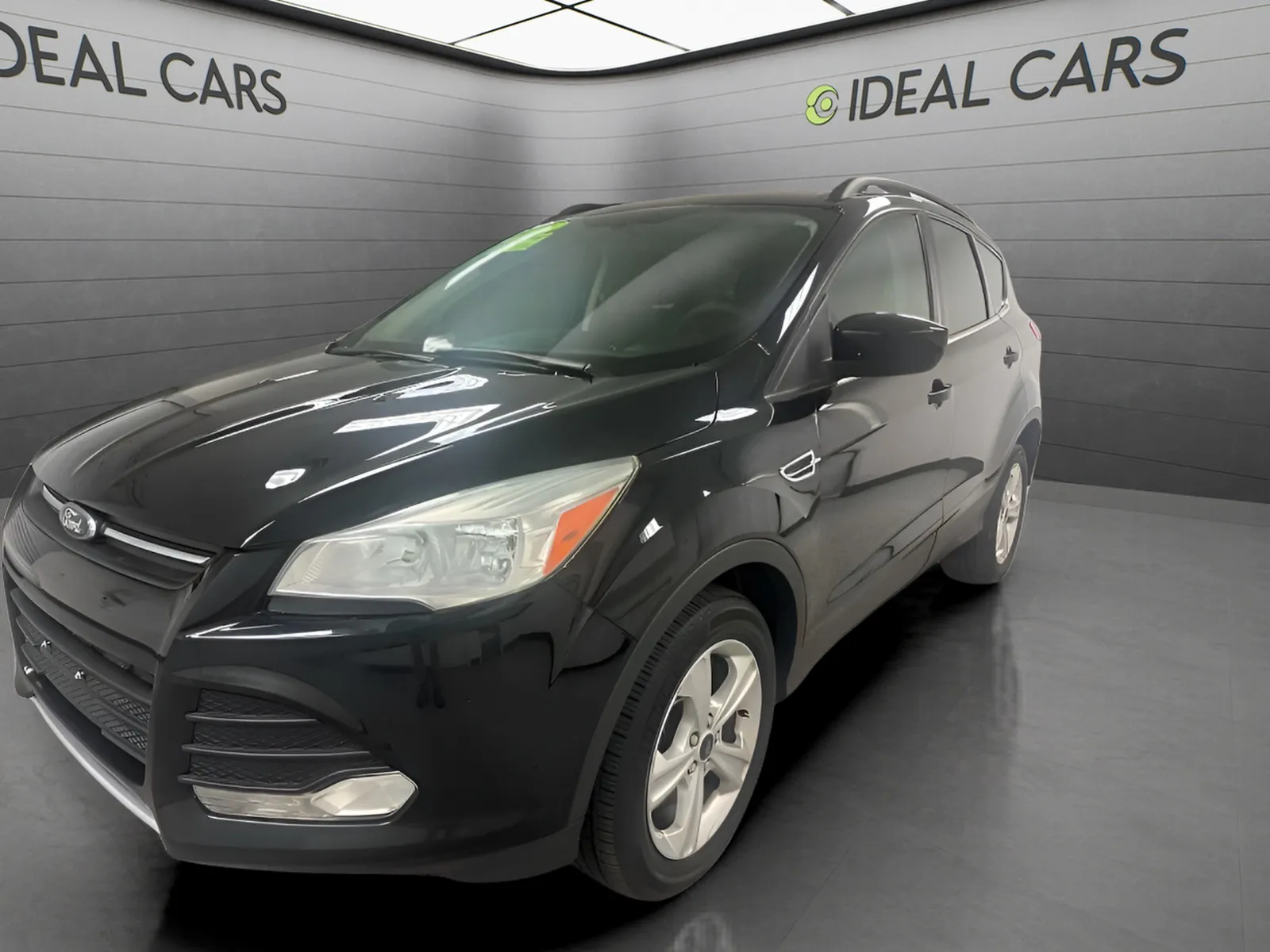 2016 Ford Escape SE's photo