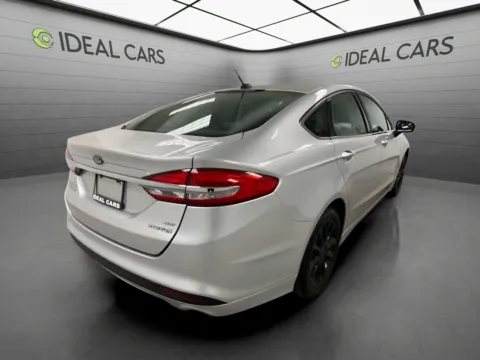 More photos of 2017 Ford Fusion Hybrid 4d Sedan SE at Ideal Cars - at Gilbert Rd, AZ