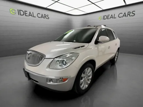 White 2011 Buick Enclave 4d SUV FWD CXL2 for sale in Mesa, AZ