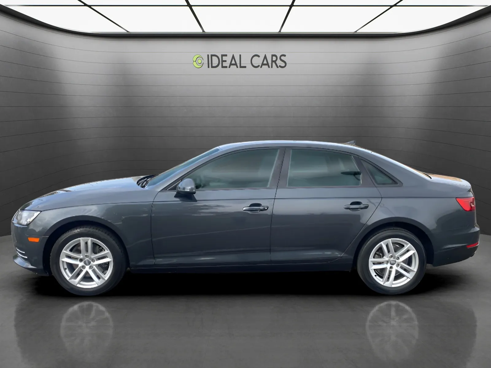 Audi A4 photo 8