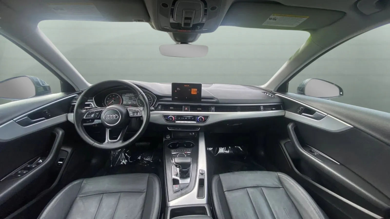 Audi A4 photo 11
