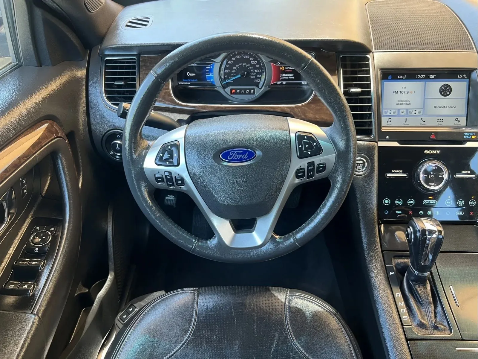 Ford Taurus photo 12
