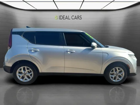 More photos of 2021 Kia Soul S at Ideal Cars - at Gilbert Rd, AZ