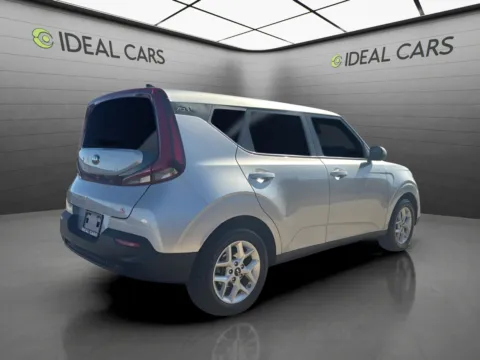 More photos of 2021 Kia Soul S at Ideal Cars - at Gilbert Rd, AZ