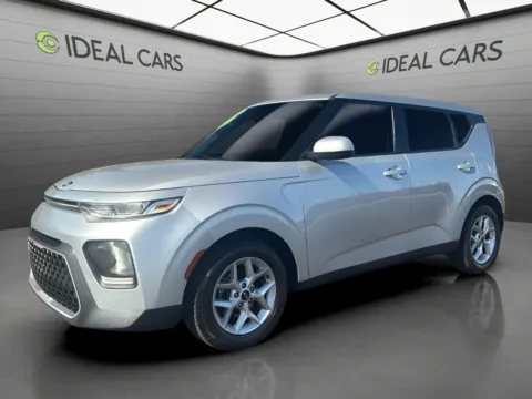 Silver 2021 Kia Soul S for sale in Mesa, AZ