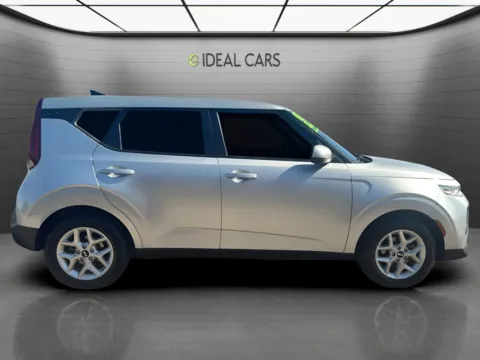 More photos of 2021 Kia Soul S at Ideal Cars - at Gilbert Rd, AZ