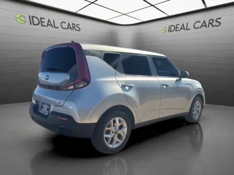 More photos of 2021 Kia Soul S at Ideal Cars - at Gilbert Rd, AZ