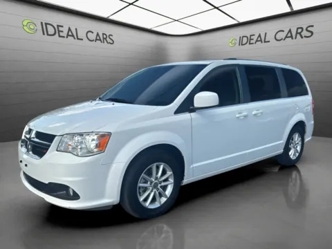 White 2019 Dodge Grand Caravan SXT for sale in Mesa, AZ