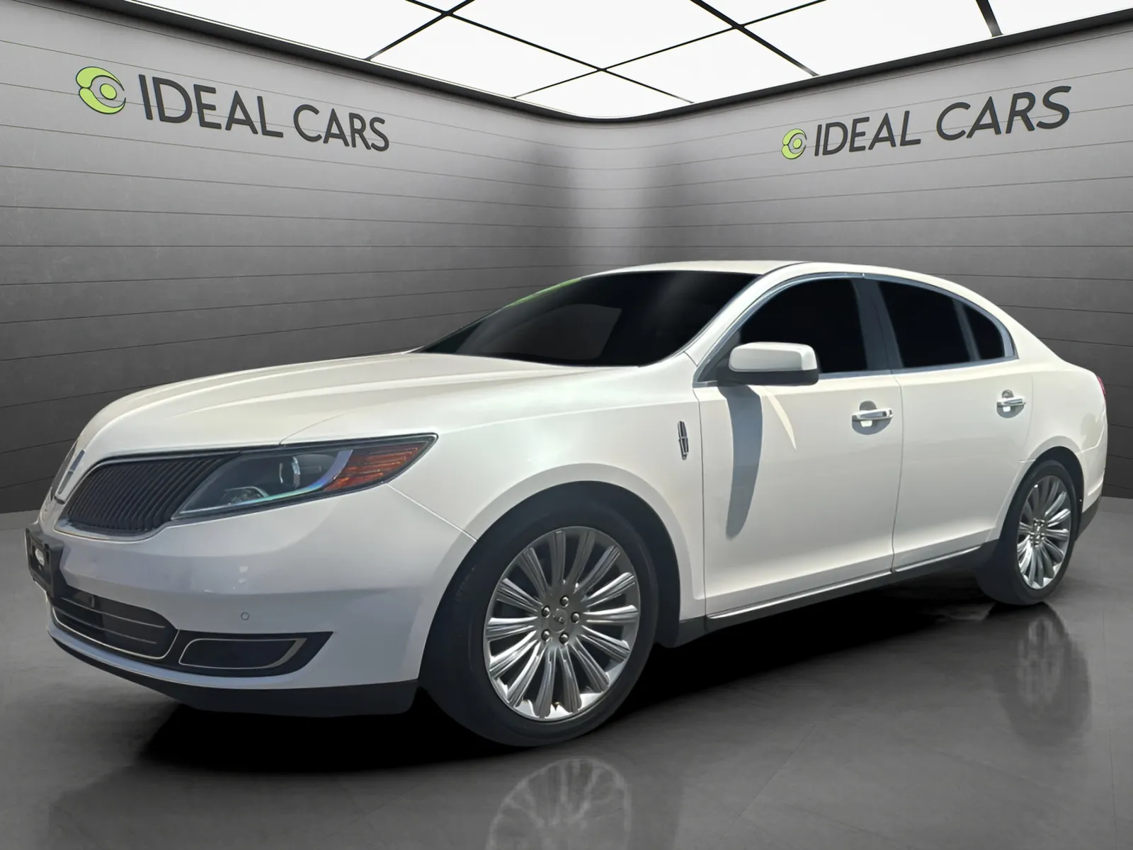 2014 Lincoln MKS FWD's photo