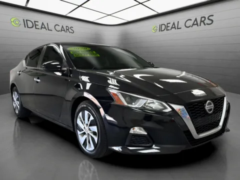 Another view of 2020 Nissan Altima 2.5 S for sale in Mesa, AZ at Ideal Cars - at Gilbert Rd