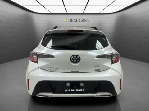 White 2019 Toyota Corolla Hatchback XSE for sale in Mesa, AZ