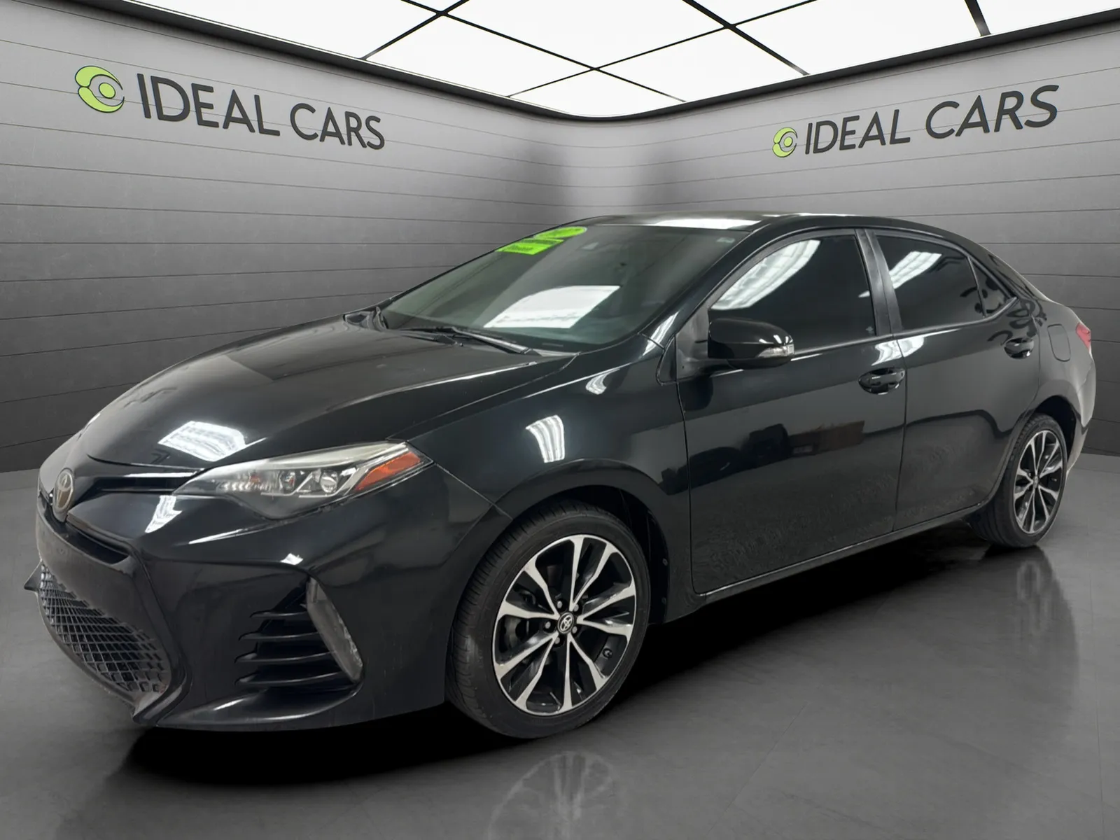 Black 2017 Toyota Corolla SE for sale in Mesa, AZ