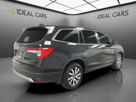 More photos of 2020 Honda Pilot EX-L at Ideal Cars - at Gilbert Rd, AZ