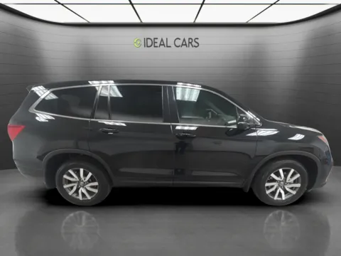 More photos of 2020 Honda Pilot EX-L at Ideal Cars - at Gilbert Rd, AZ