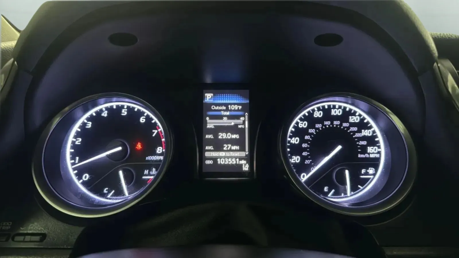 Toyota Camry photo 15