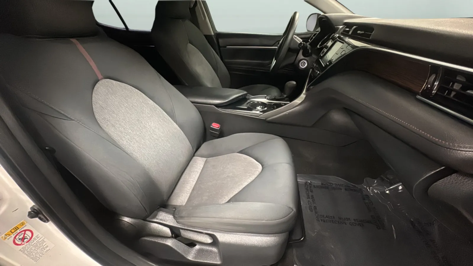 Toyota Camry photo 12