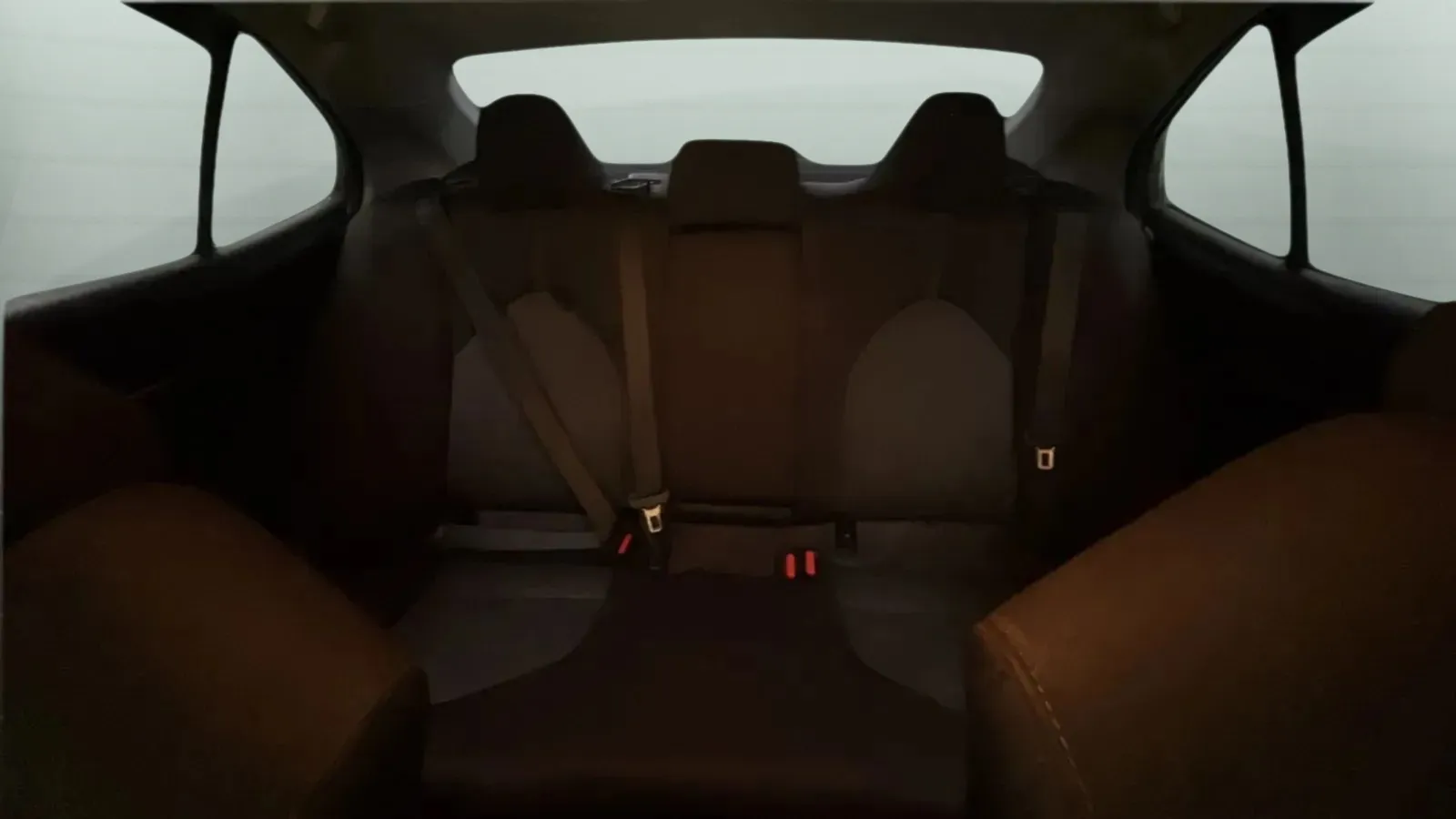 Toyota Camry photo 20