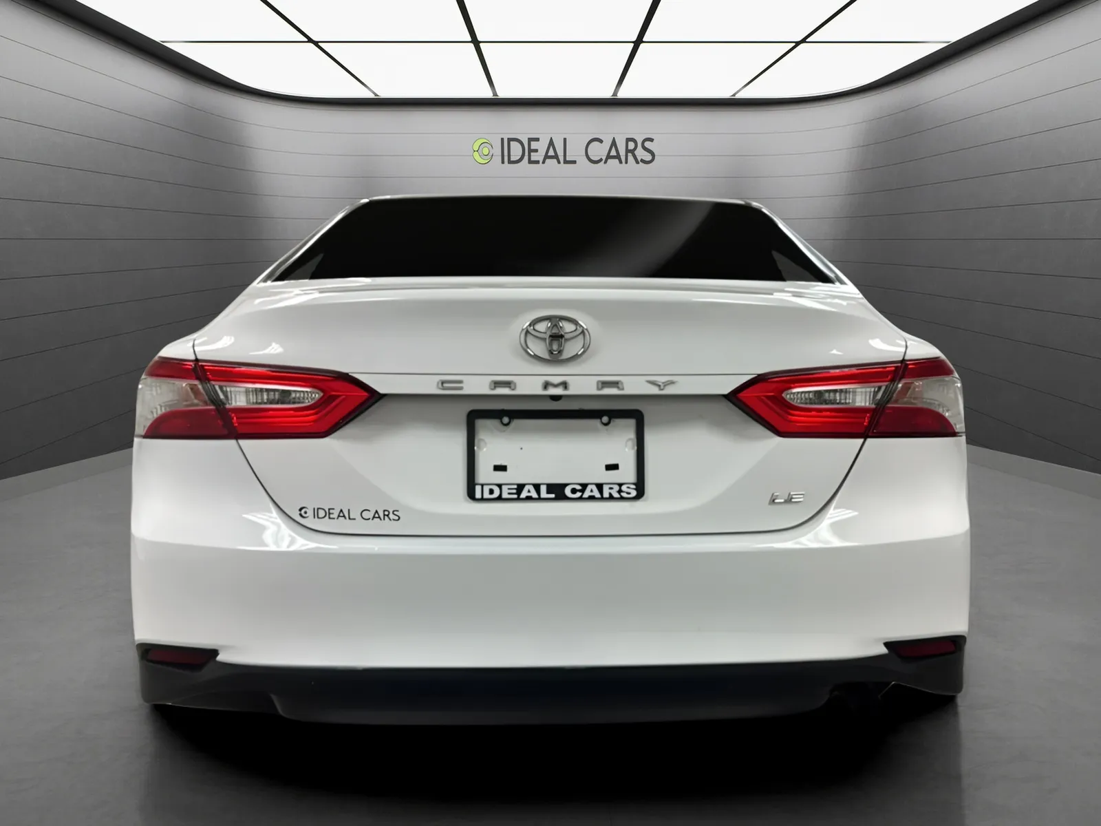 Toyota Camry photo 6