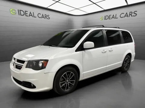 White 2019 Dodge Grand Caravan GT for sale in Mesa, AZ