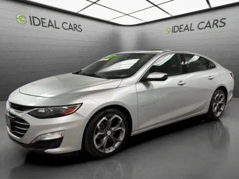 Silver 2021 Chevrolet Malibu LT for sale in Mesa, AZ