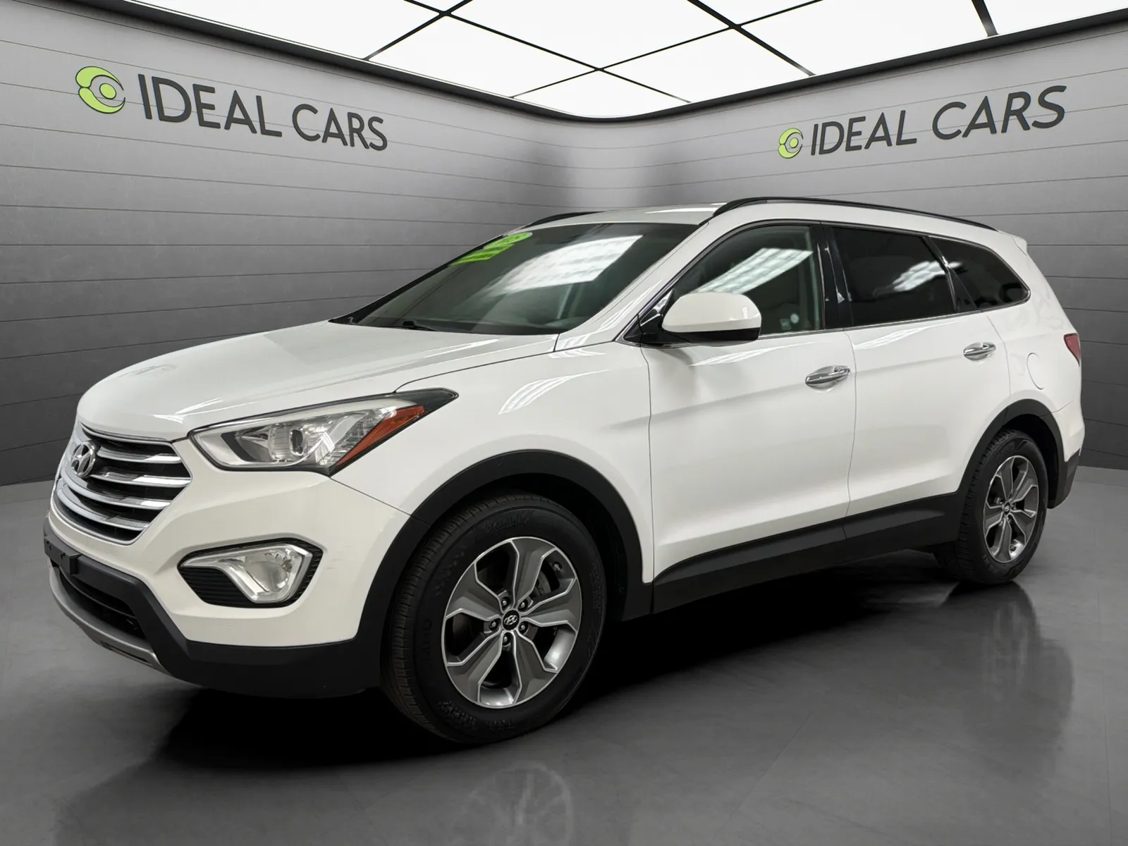 White 2015 Hyundai SANTA FE GLS for sale in Mesa, AZ