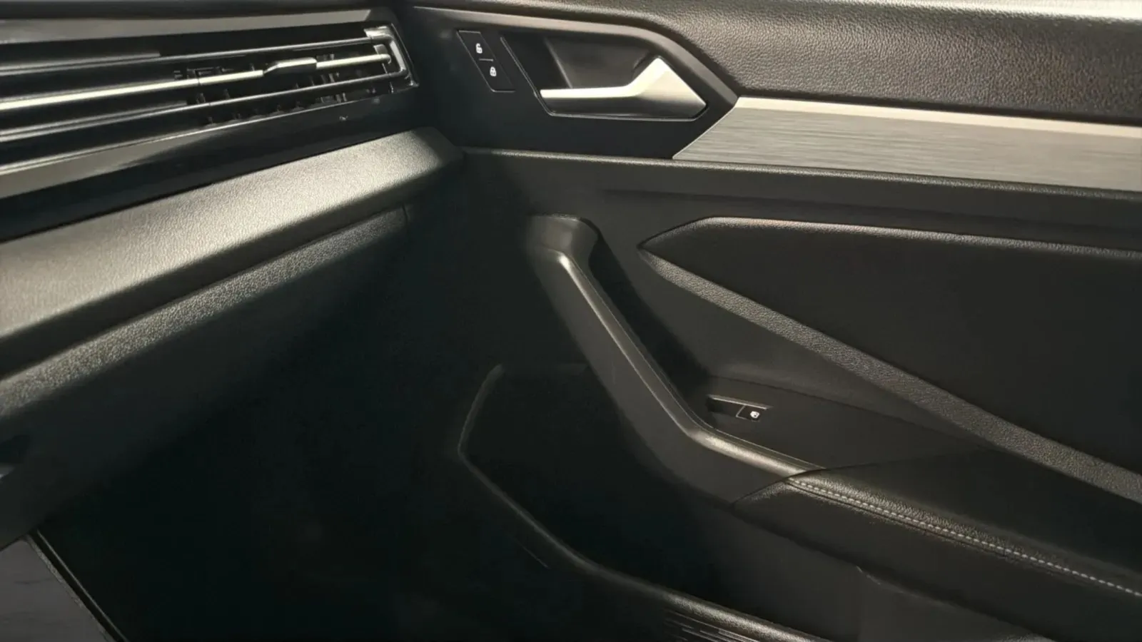 Volkswagen Jetta photo 17