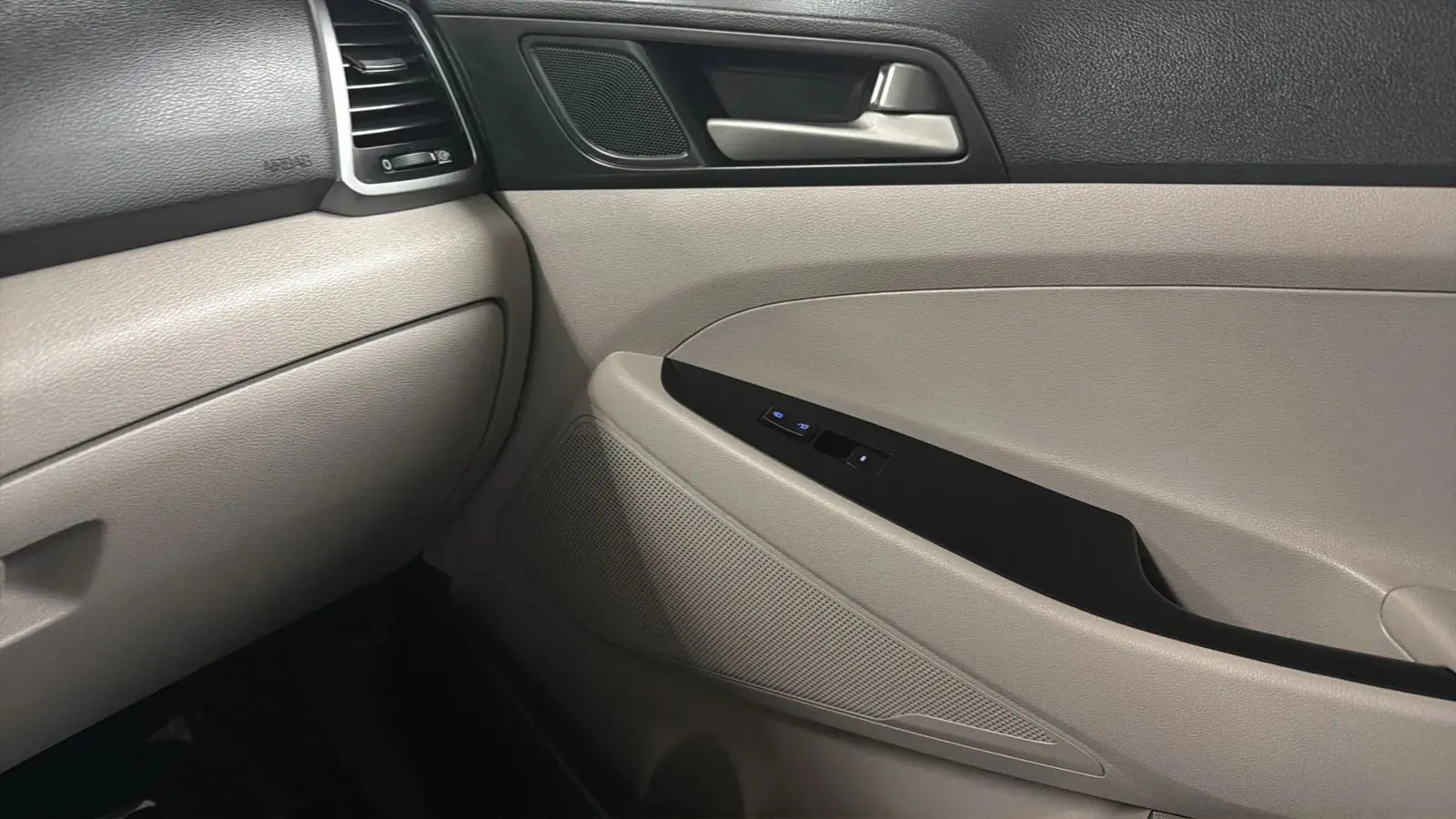Hyundai Tucson photo 16