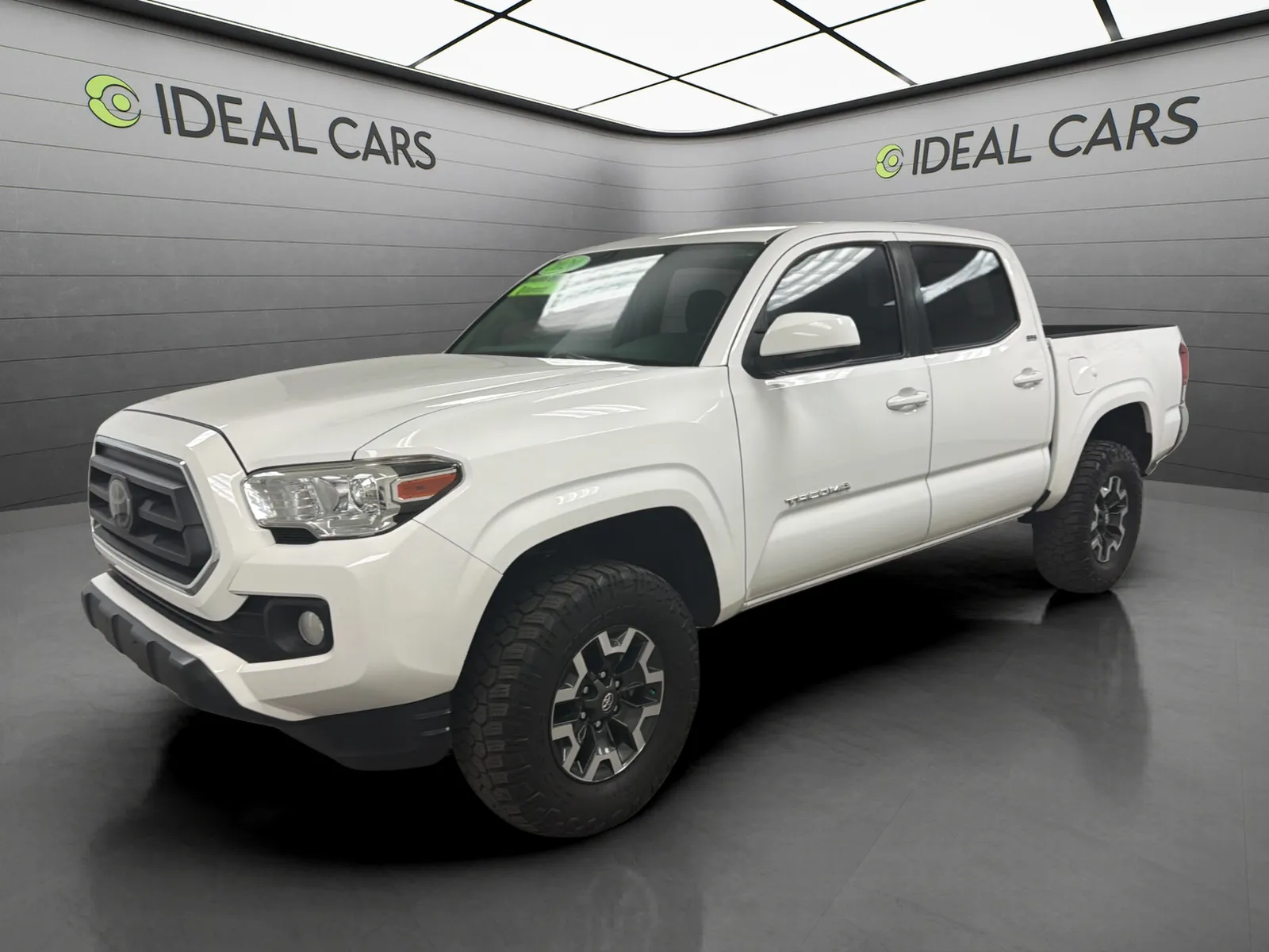 White 2020 Toyota Tacoma SR5 for sale in Mesa, AZ