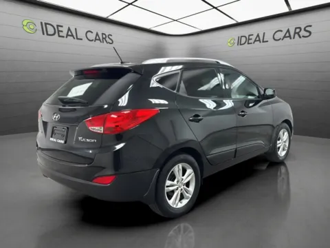 More photos of 2011 Hyundai TUCSON GLS at Ideal Cars - at Gilbert Rd, AZ