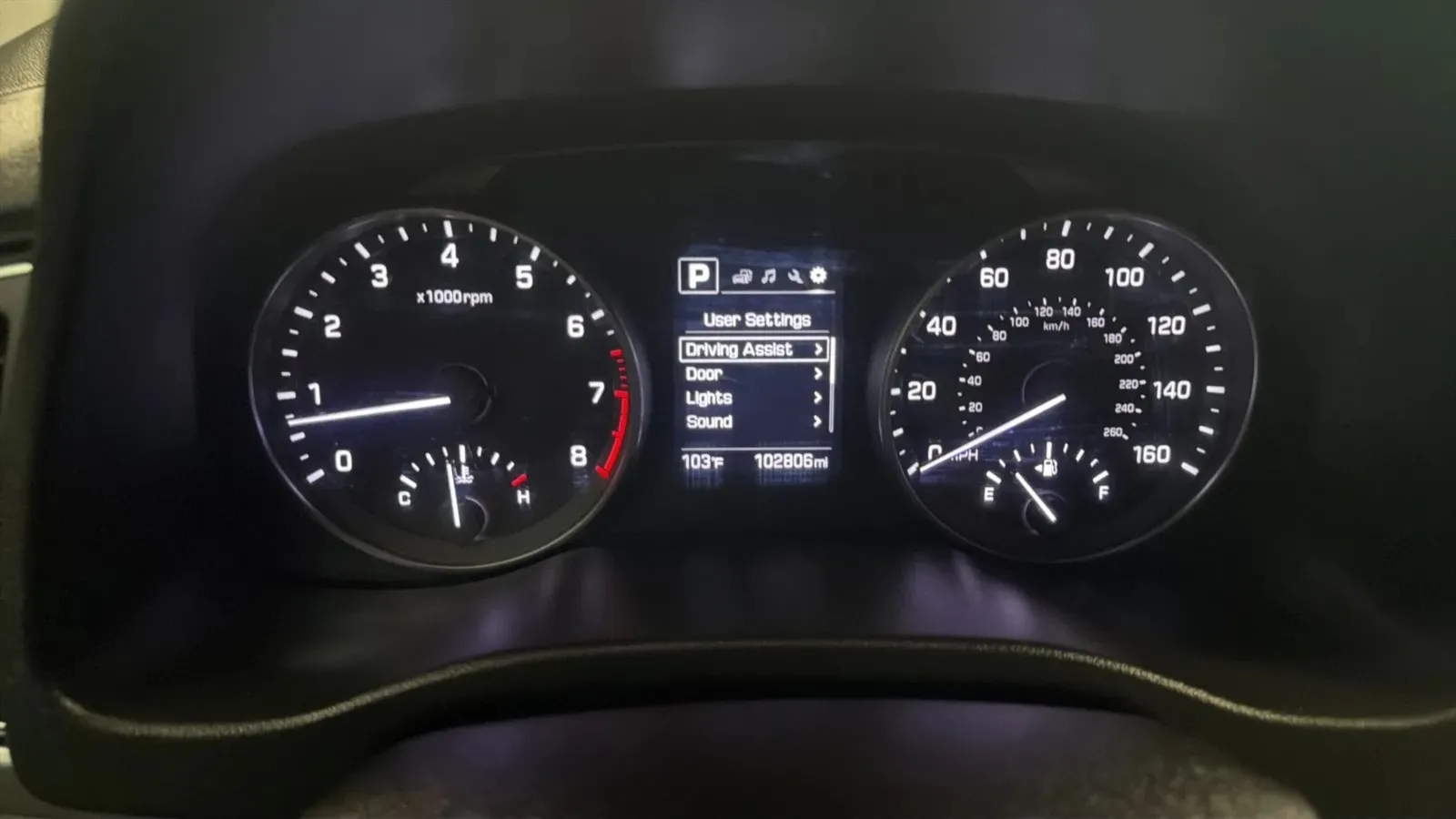Hyundai Elantra photo 11
