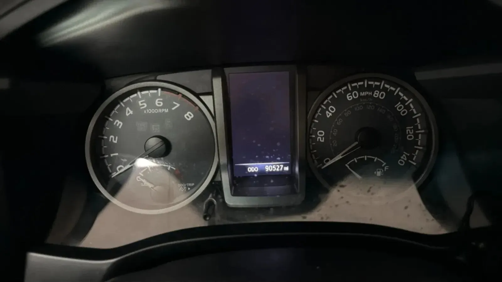 Toyota Tacoma photo 11