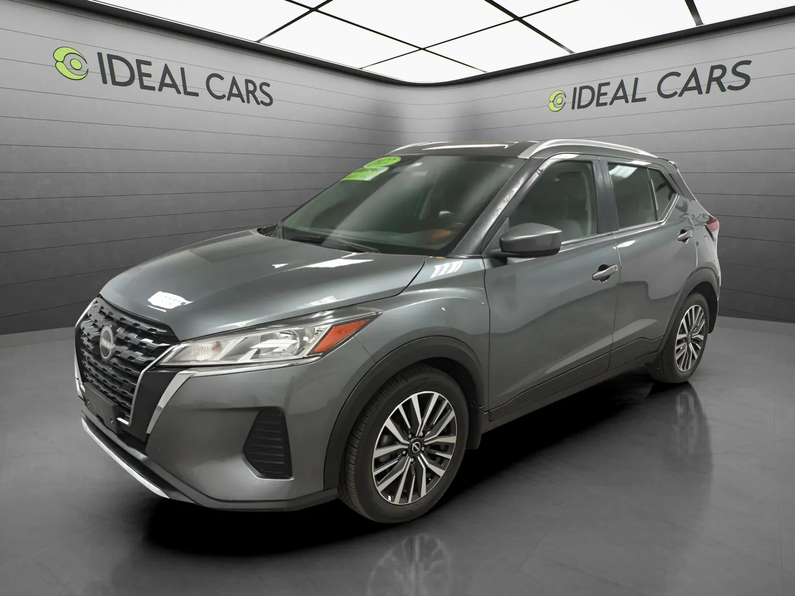 Gray 2022 Nissan Kicks SV for sale in Mesa, AZ