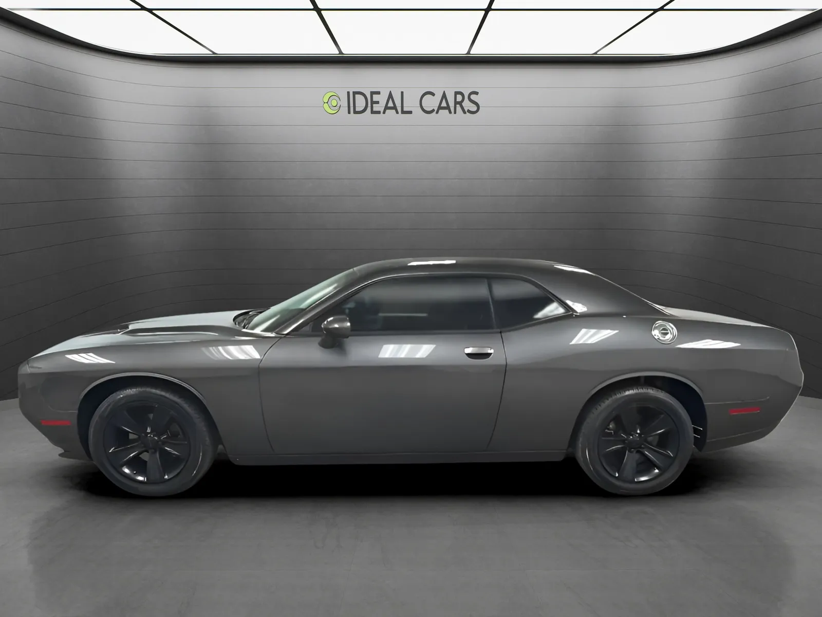 Dodge Challenger photo 8