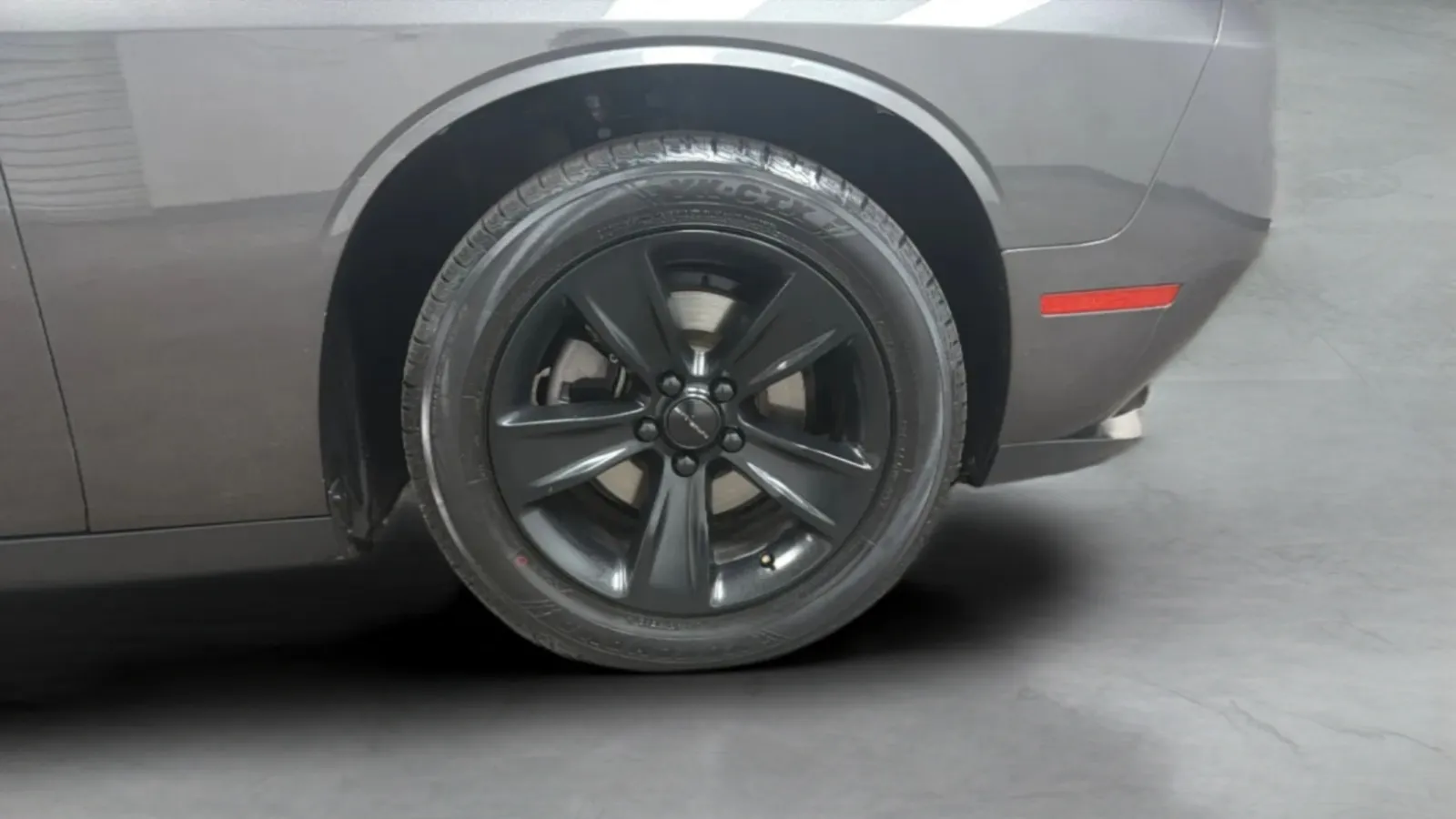 Dodge Challenger photo 24