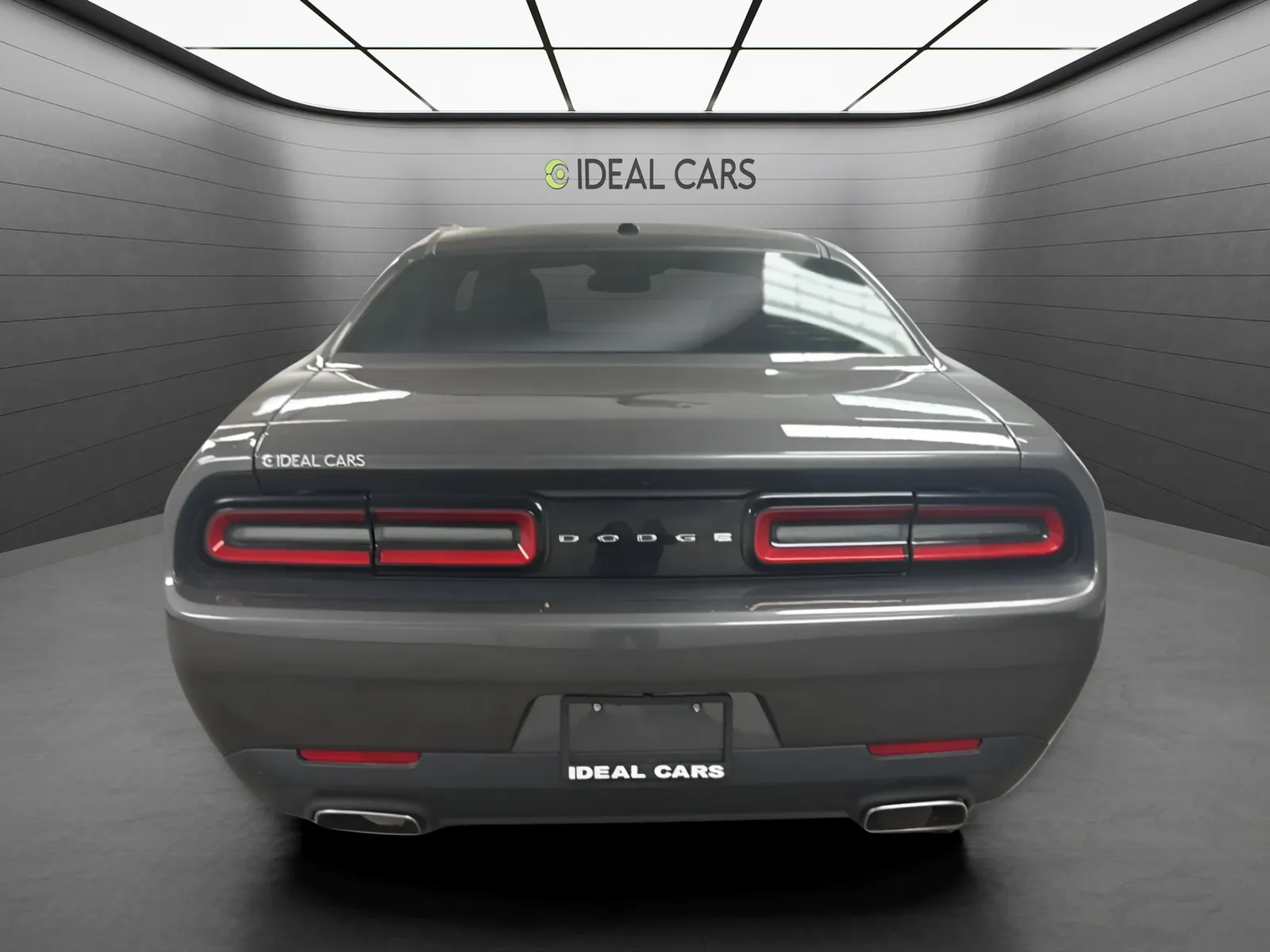 Dodge Challenger photo 6