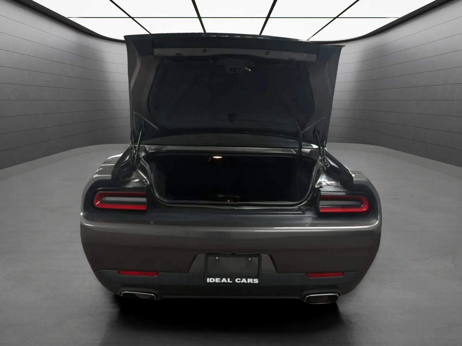 Dodge Challenger photo 19