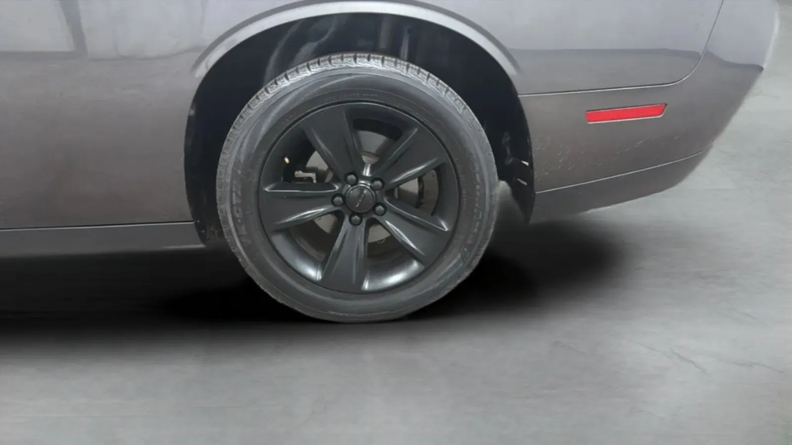 Dodge Challenger photo 26