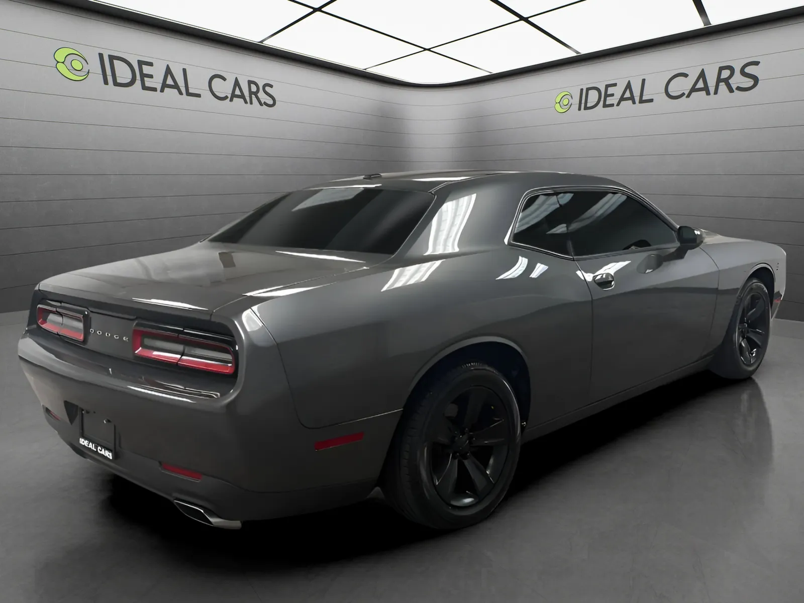 Dodge Challenger photo 5