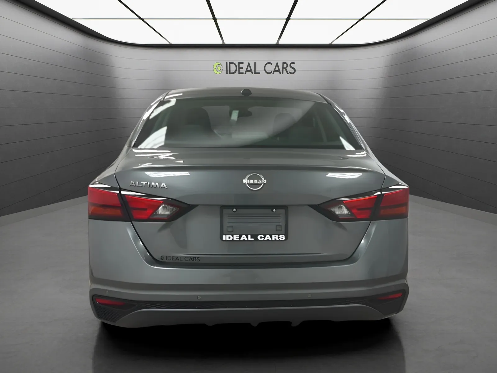 Nissan Altima photo 6
