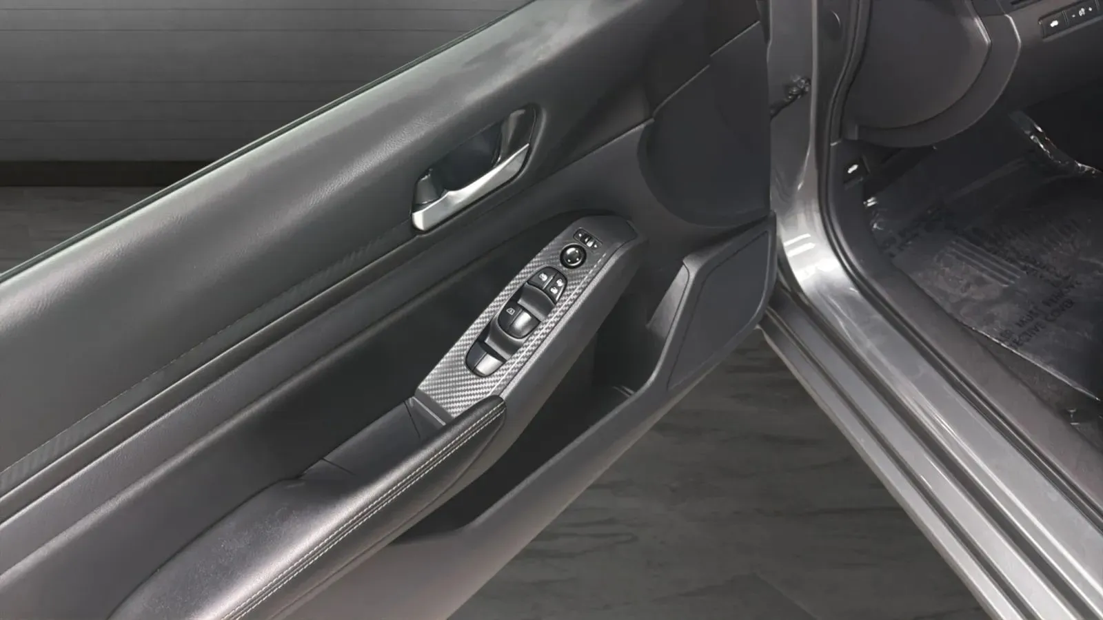 Nissan Altima photo 17