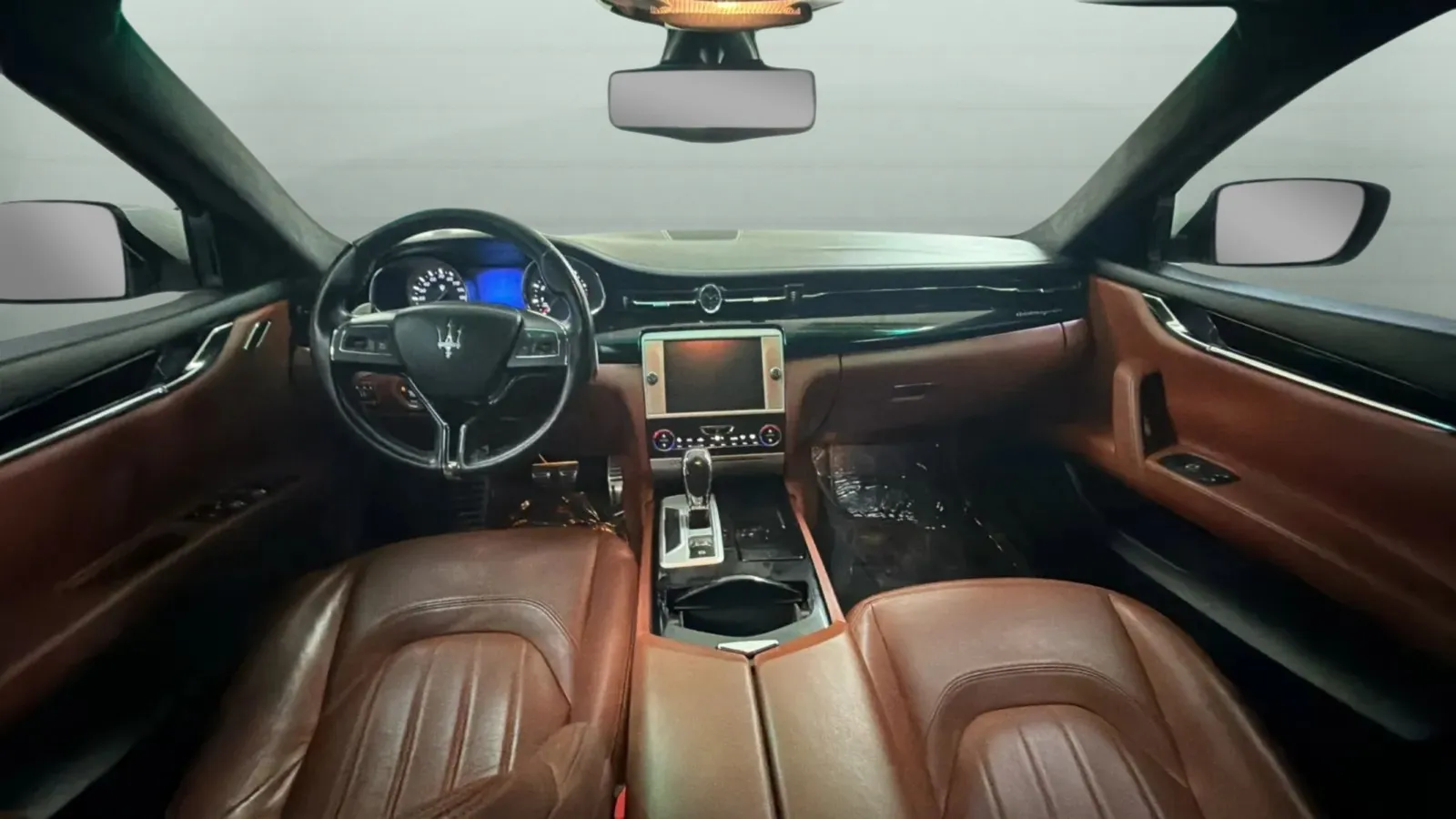 Maserati Quattroporte photo 9