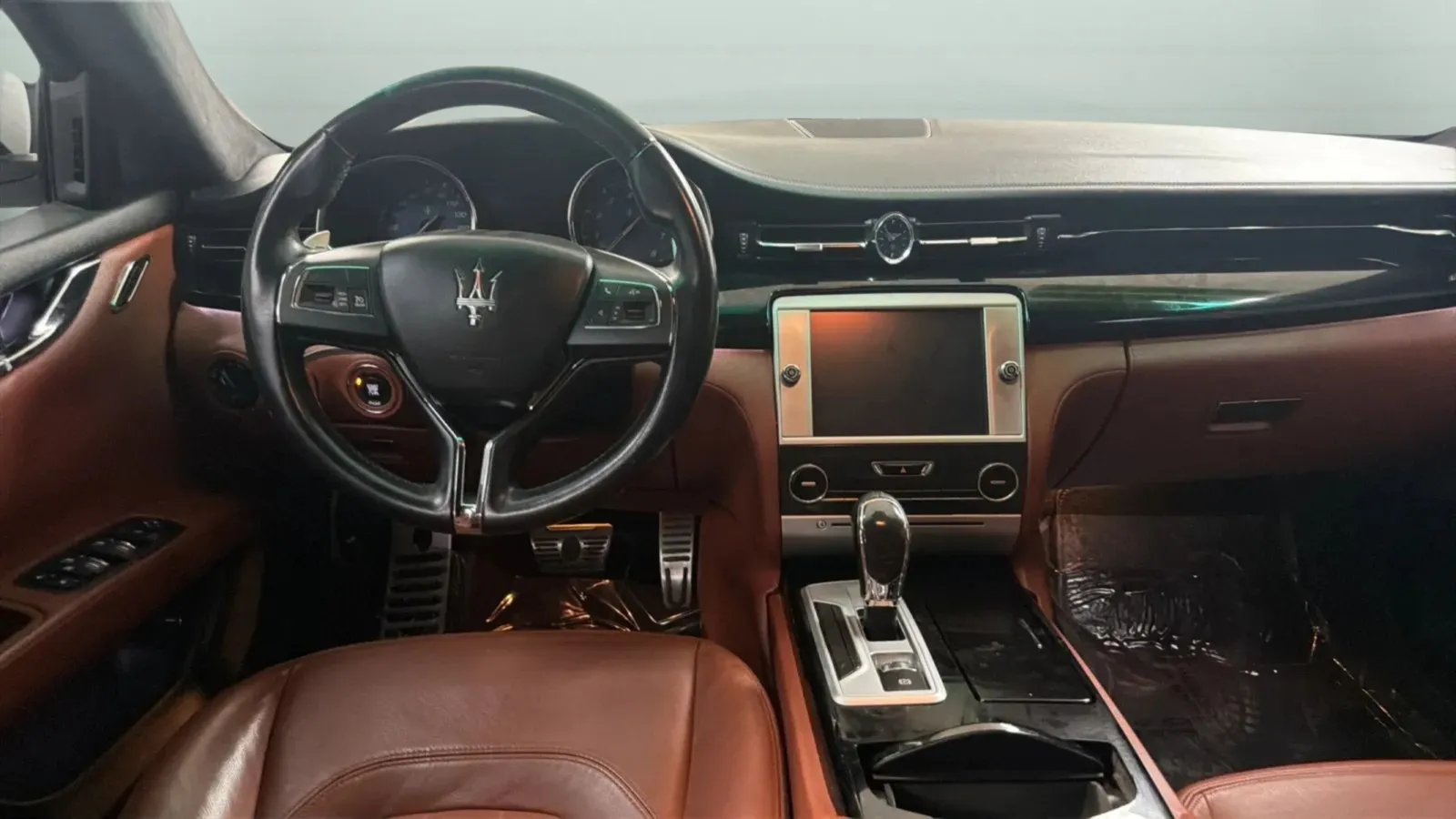 Maserati Quattroporte photo 10