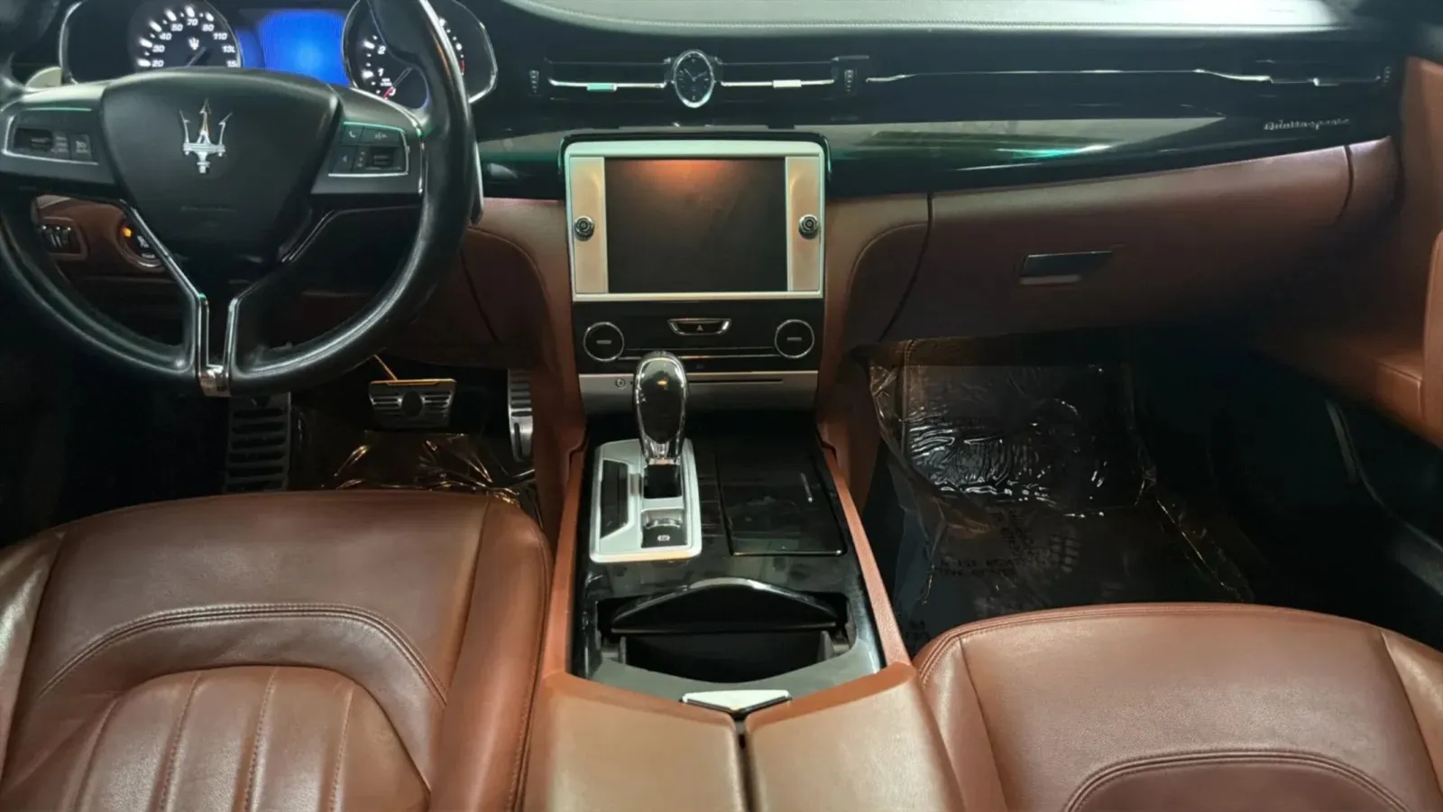 Maserati Quattroporte photo 16