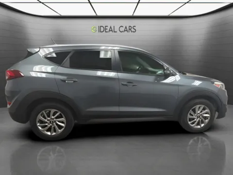 More photos of 2016 Hyundai TUCSON SE at Ideal Cars - at Gilbert Rd, AZ