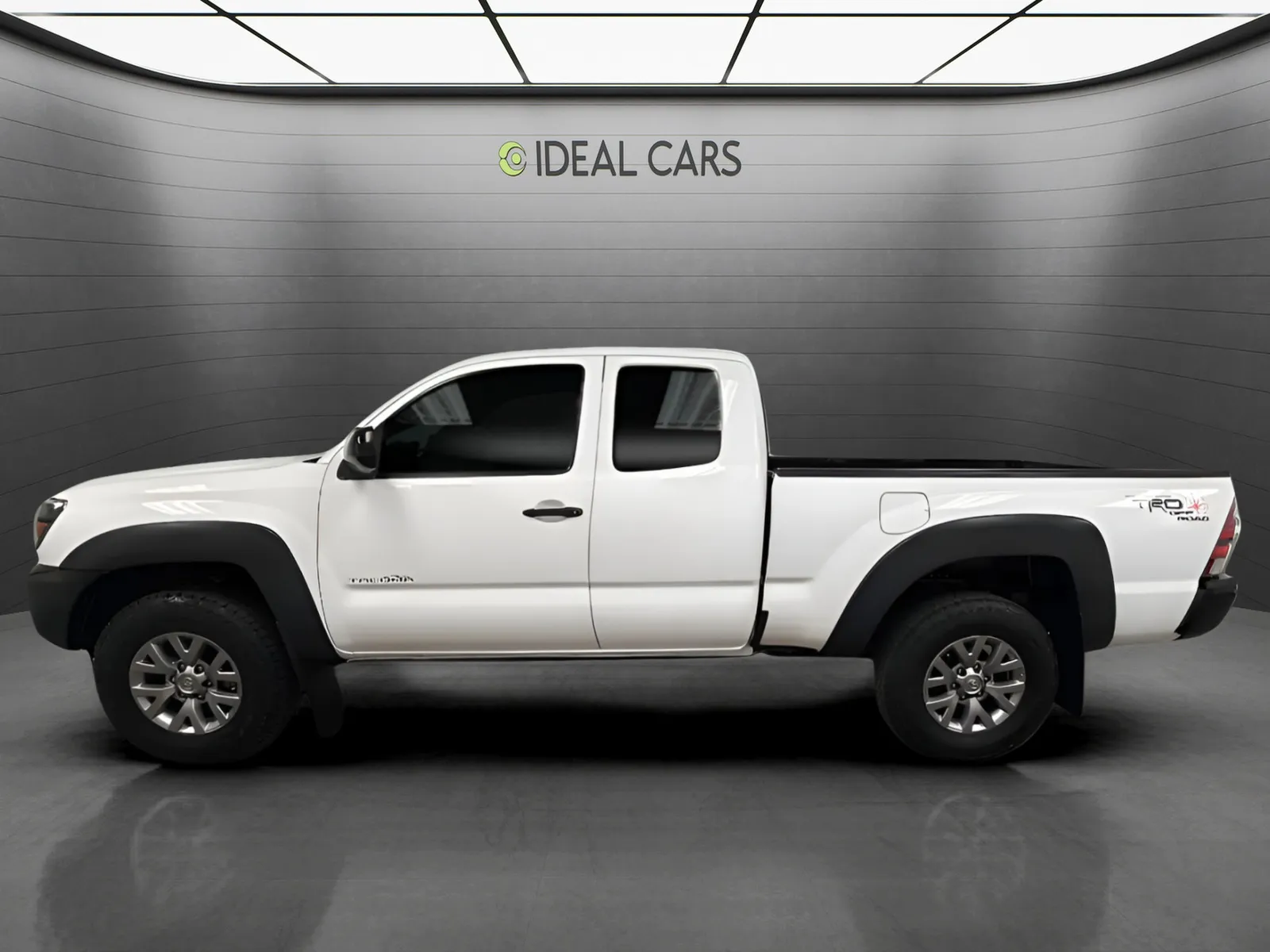 Toyota Tacoma photo 8