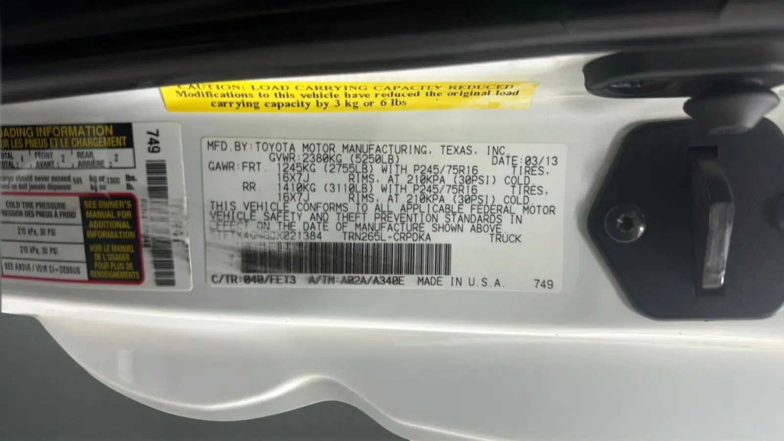 Toyota Tacoma photo 23