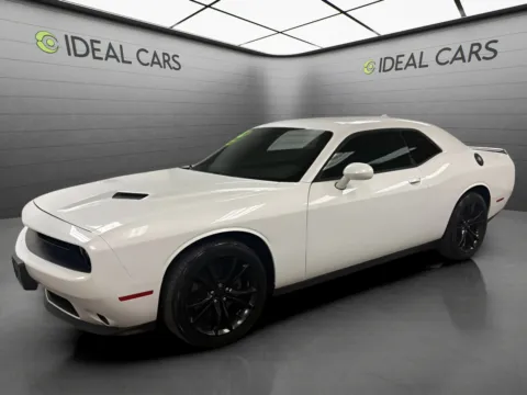White 2016 Dodge Challenger SXT Plus for sale in Mesa, AZ