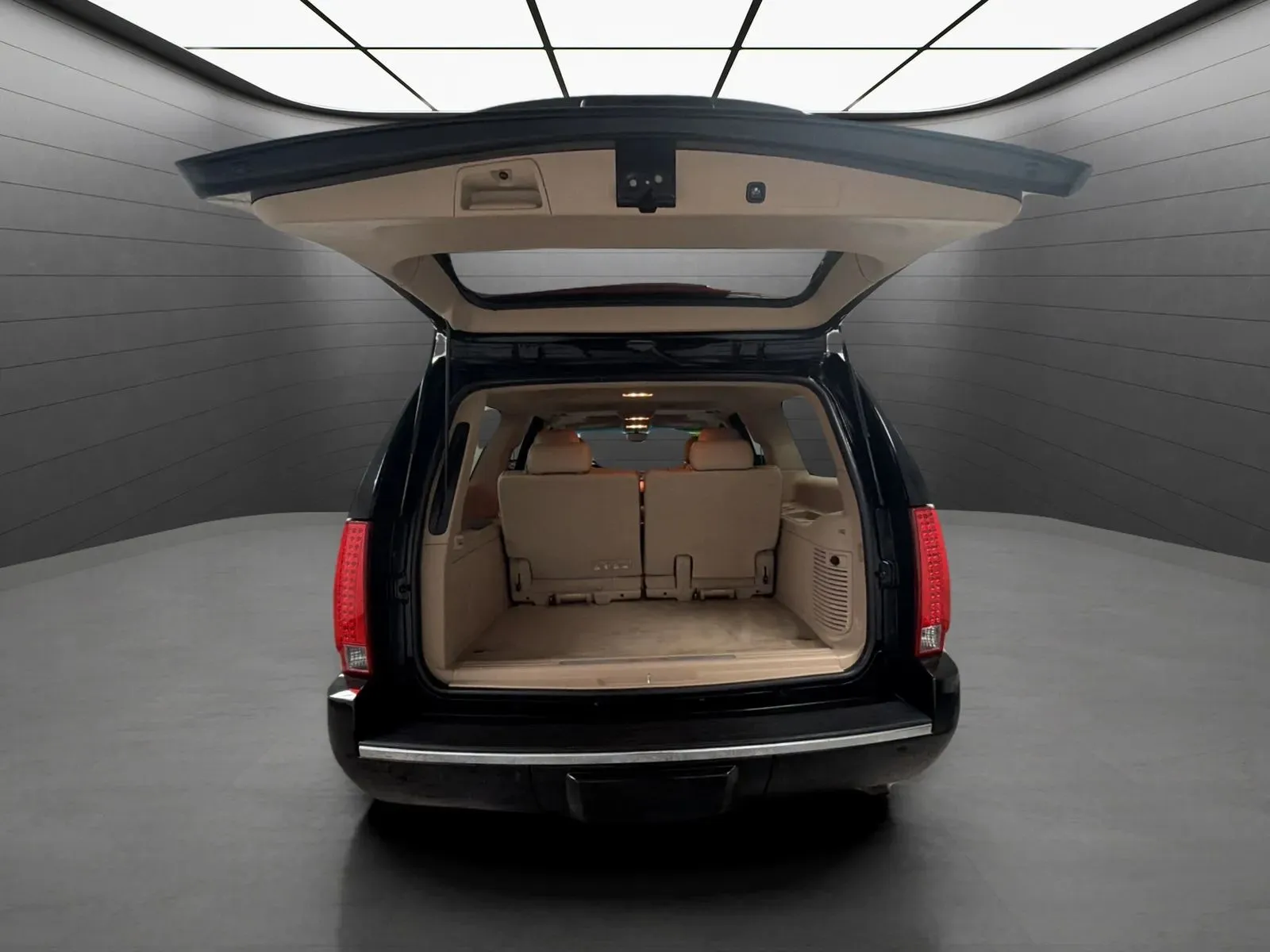 Cadillac Escalade ESV photo 19